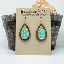 Load image into Gallery viewer, Tropical Teal Chunky Glitter
