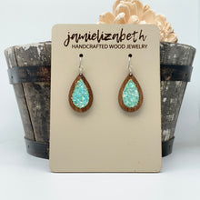 Load image into Gallery viewer, Tropical Teal Chunky Glitter
