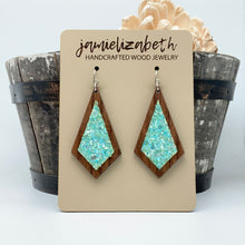 Load image into Gallery viewer, Tropical Teal Chunky Glitter
