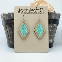 Load image into Gallery viewer, Tropical Teal Chunky Glitter
