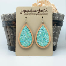 Load image into Gallery viewer, Tropical Teal Chunky Glitter
