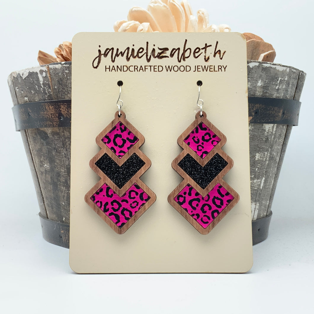 Wild About Pink Dropping Diamonds - (Black and Pink)    *Vault