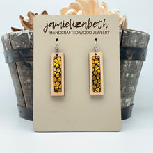 Load image into Gallery viewer, Glorious Gold Cobblestone - Earrings &amp; Necklace (Vault)
