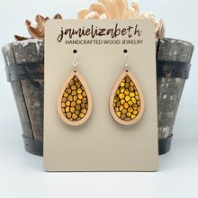 Load image into Gallery viewer, Glorious Gold Cobblestone - Earrings &amp; Necklace (Vault)
