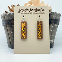 Load image into Gallery viewer, Glorious Gold Cobblestone - Earrings &amp; Necklace (Vault)
